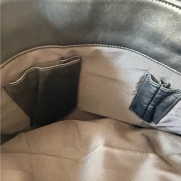 CHANEL Vintage CC Shoulder Bag Large Black Leather with ID Card & COA VGC - Picture 12 of 16